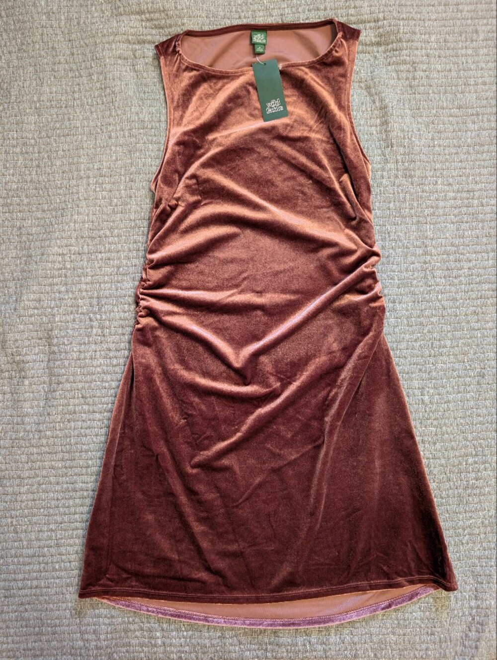 NWT Wild Fable Velvet Ruched Dress, Medium